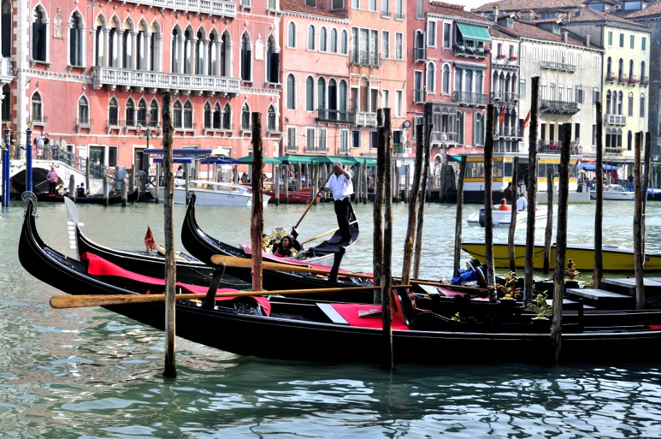 Grand Canal - Rialto - Venice Italy Venezia - Creative Commons By Gnuckx