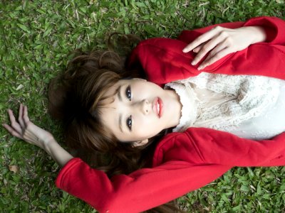 Beauty Grass Girl Black Hair