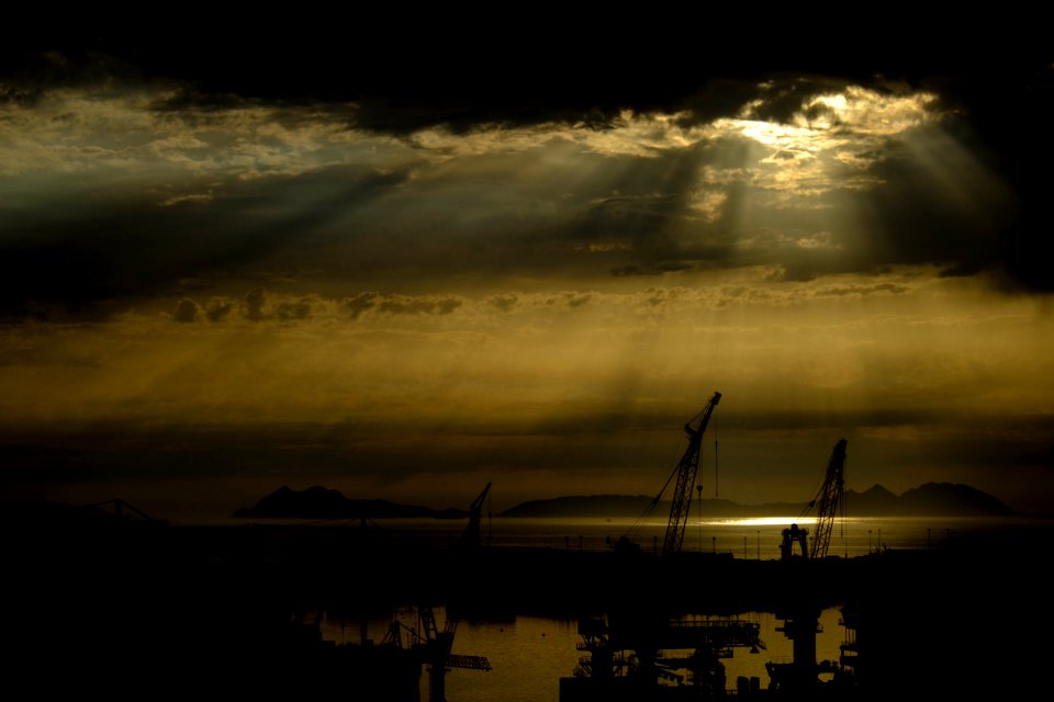 Sky Horizon Atmosphere Calm