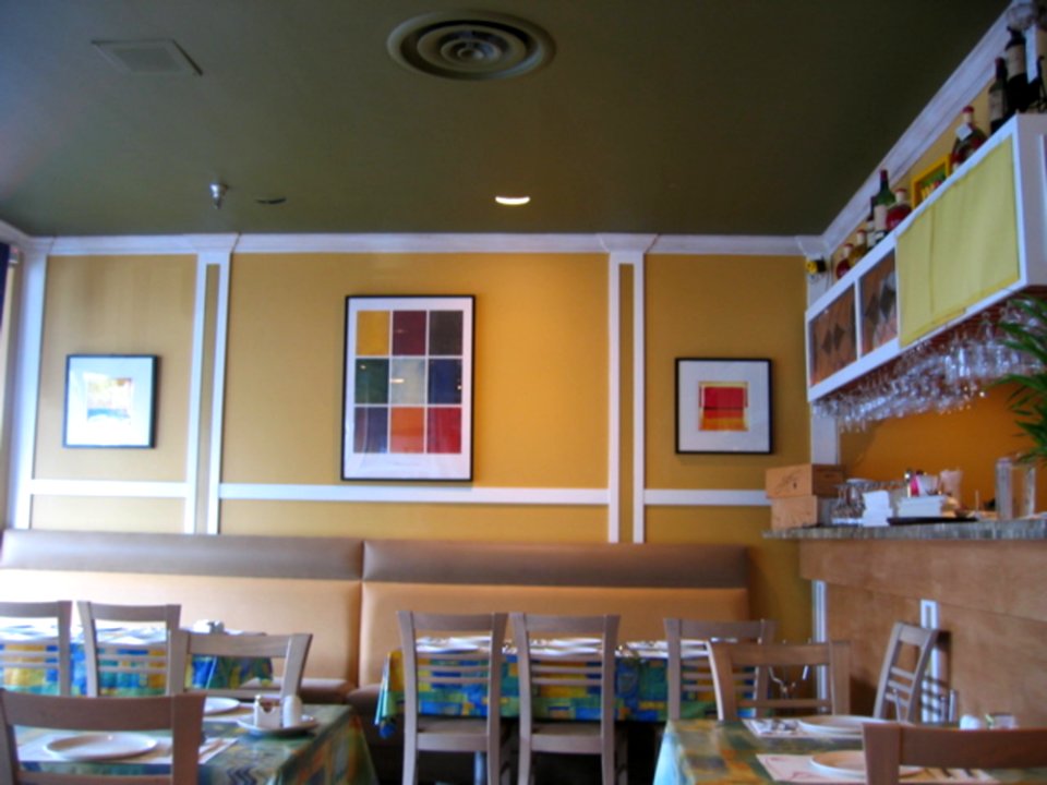 Ginger And Garlic Restaurant In Kerrisdale