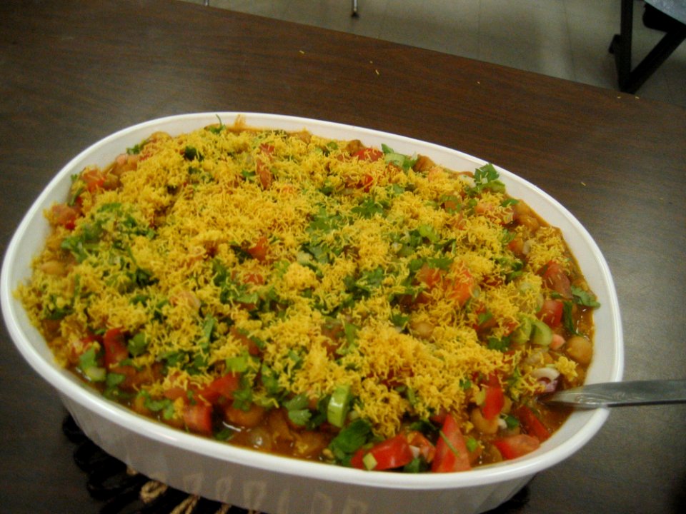 Wed10Nov2004 Wonderful Home Cooked Food At Natalies 1st Birthday Party - 10