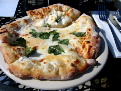 Ducks Cosmic Kitchen White Pizza