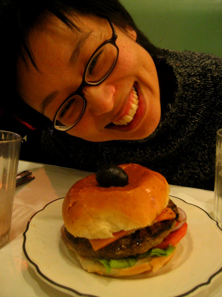 15Dec2004 Hanging Out At Moderne Burger - 3