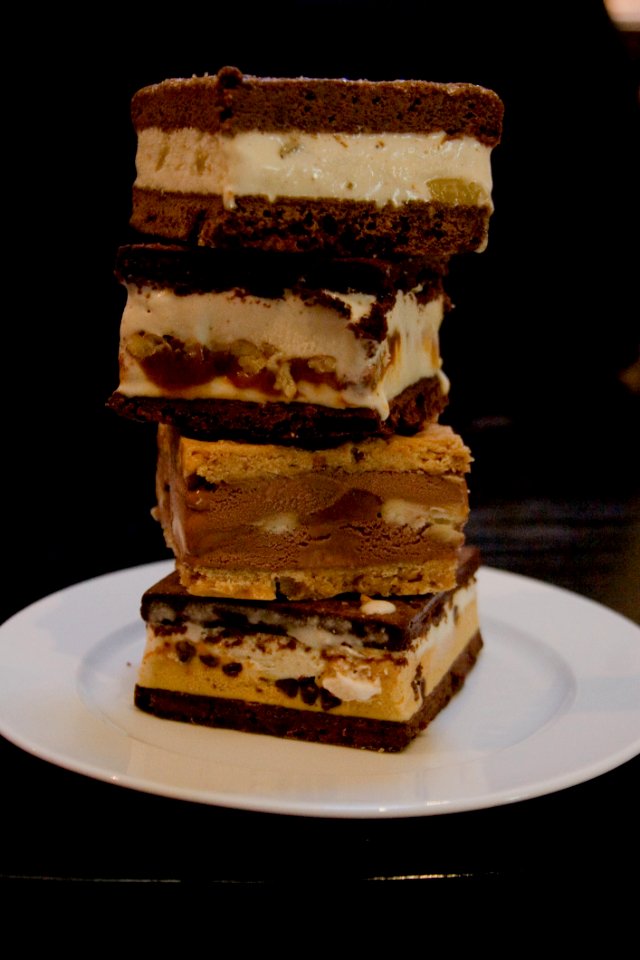 Stack - Midnight Kitchen Ice Cream Sandwiches LightRoom Corrected 20060720-04
