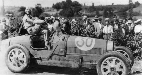 Helle Nice In Her Bugatti