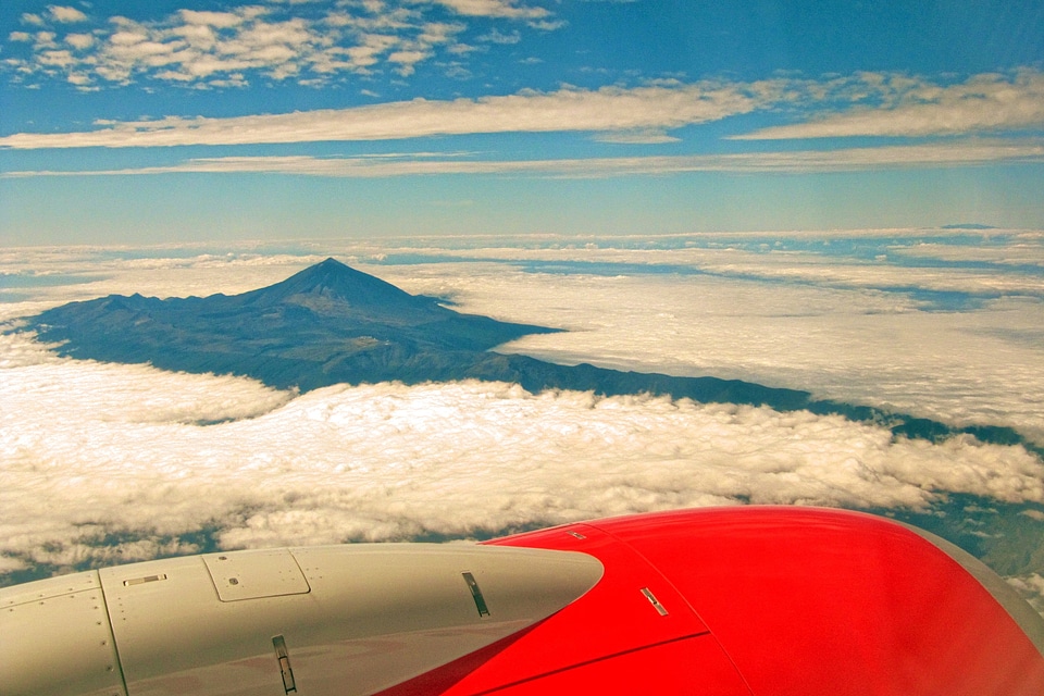 Mountain flight volcano