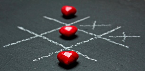 Red Heart Shaped Beads Tic Tac Toe Buttons