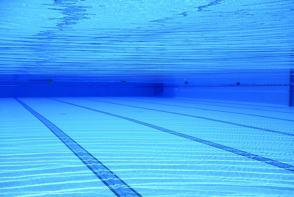 Pool outdoor pool underwater