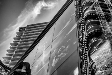 131 Woodwards Full Contrast And Structure-vancouver-gastown-xe2-zeiss35-2-20150703-DSCF6606-Edit photo