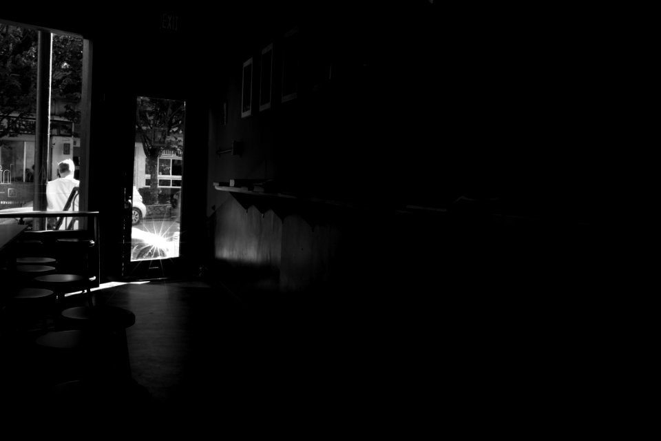 Building Flash Photography Black-and-white Style