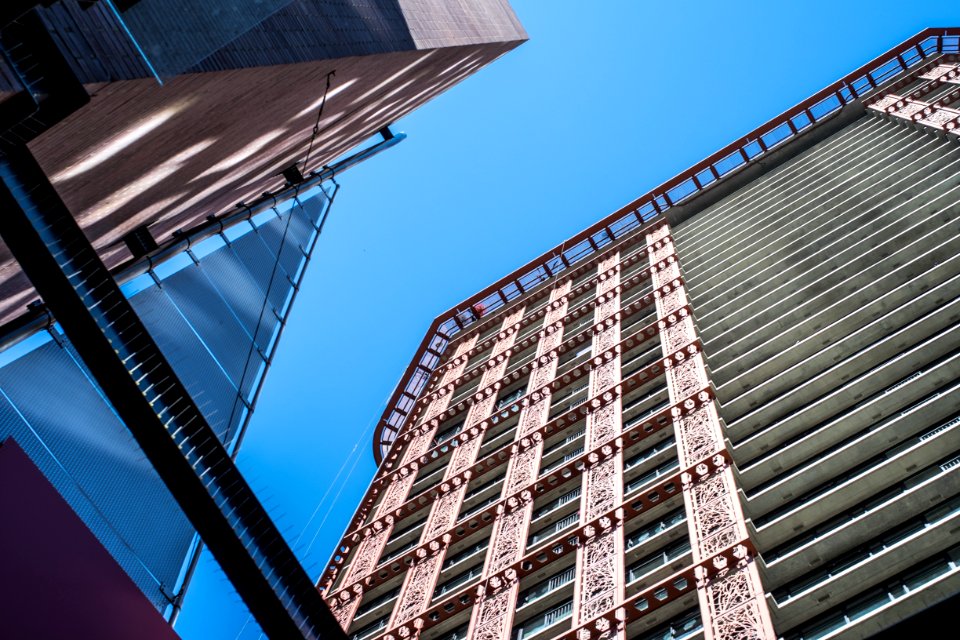 Epic Are Your Shadows And Light - -vancouver-gastown-xe2-zeiss35-2-20150420-DSCF5844