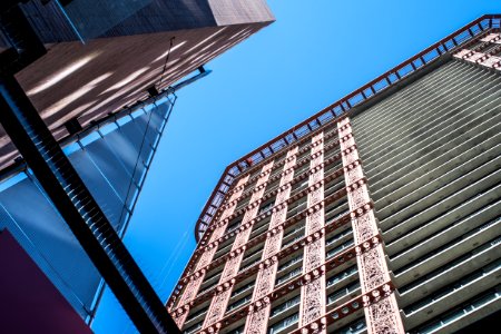 Epic Are Your Shadows And Light - -vancouver-gastown-xe2-zeiss35-2-20150420-DSCF5844
