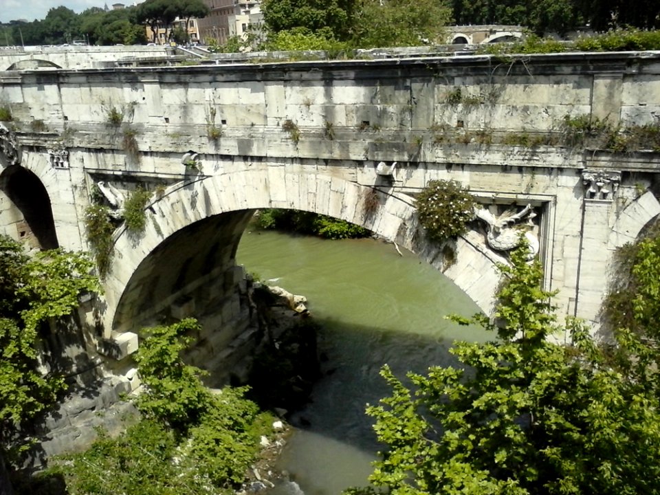 Tevere photo