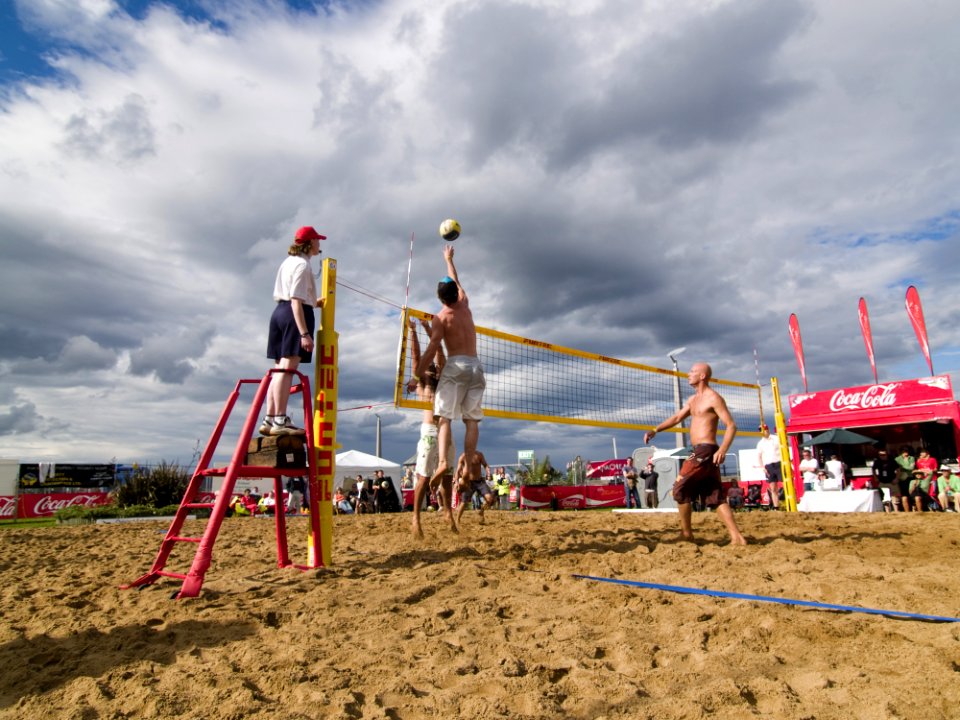 Cloud Sky People On Beach Leisure