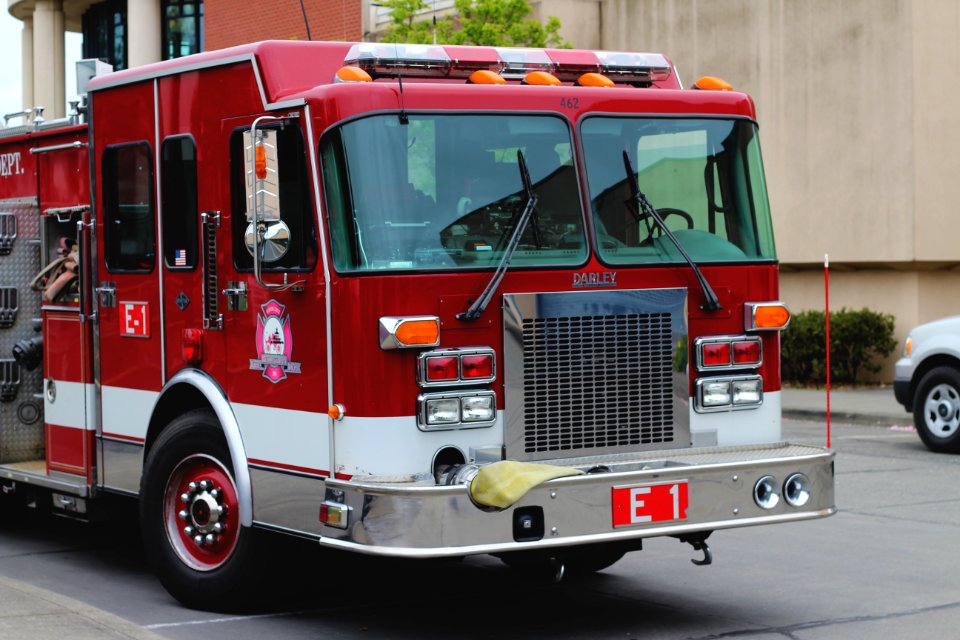 Bellingham Fire Dept Engine 1 (462)