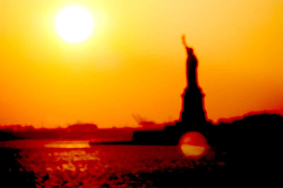The Sun Of Enlightening The World