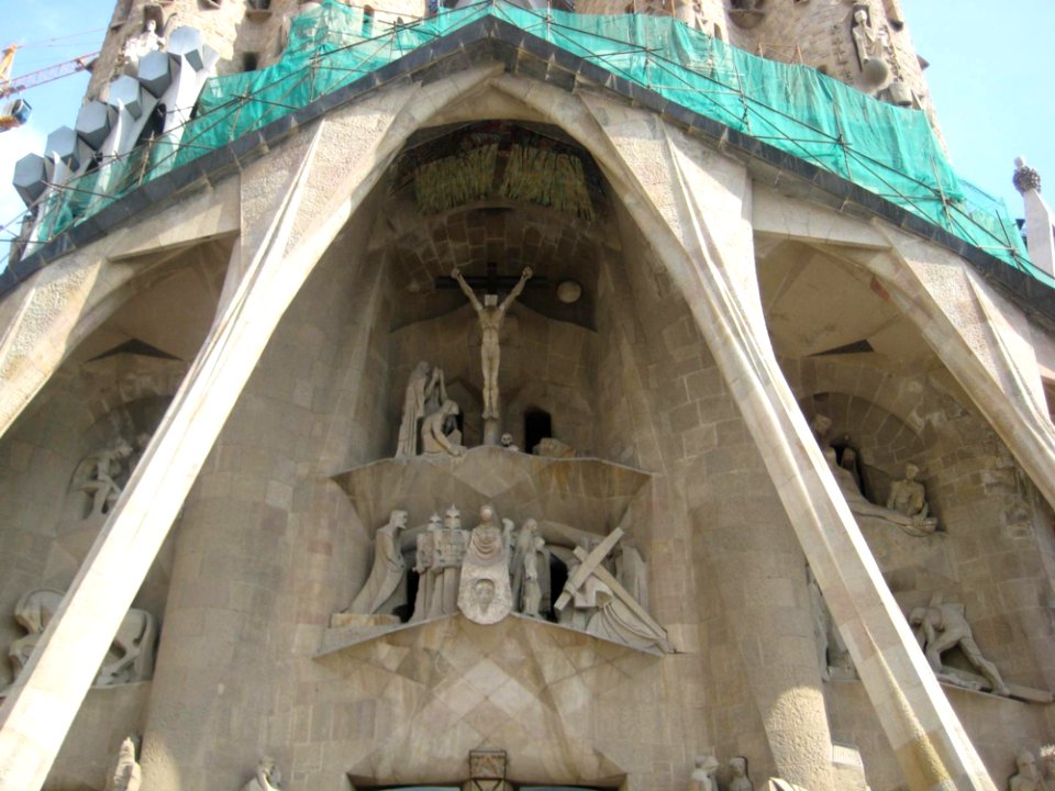 Sagrada-familia-detail