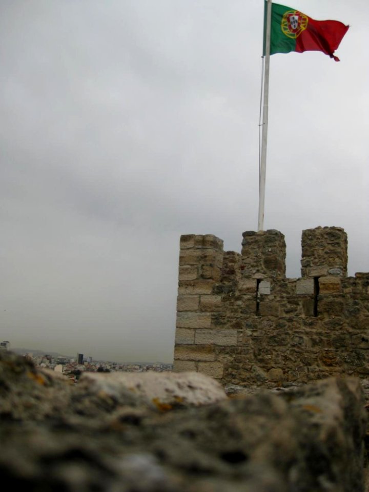 Portugal-flag-on-watch-tower