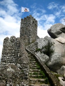 Portugal-royal-flag-on-watchtower