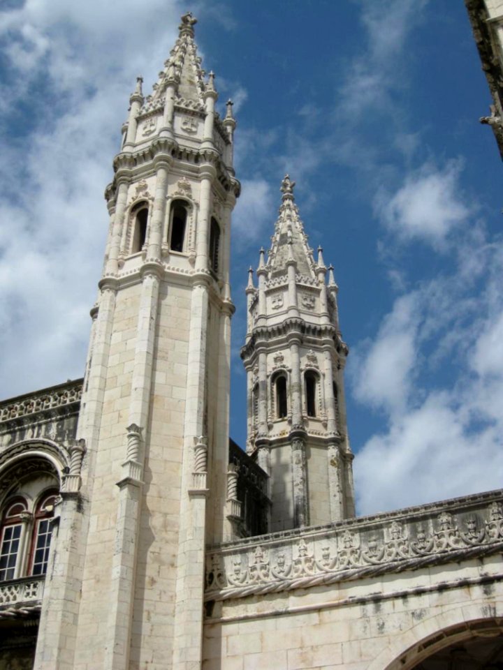 Jeronimos-monastery-towers