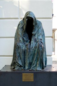 Il Commendatore Sculpture