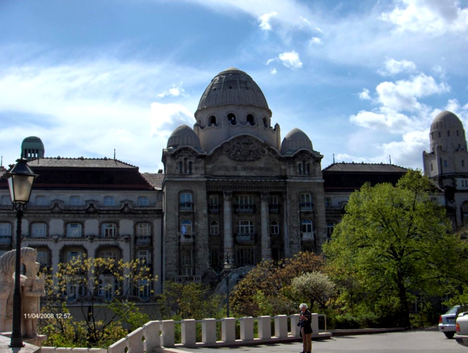 Gellert-thermal-baths