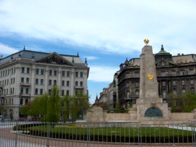 Freedom-square-soviet-obelisc