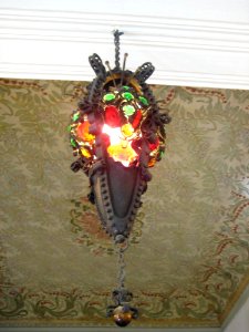 Chandelier-in-gaudi-museum