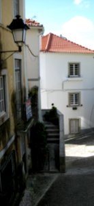 Abrupt-alley-in-sintra