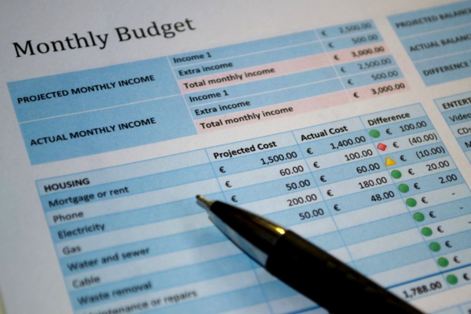 Monthly-budget-sheet
