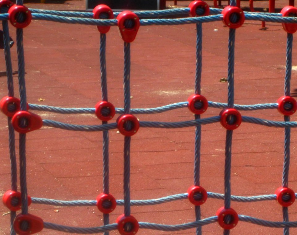 Playground-climbing-rope