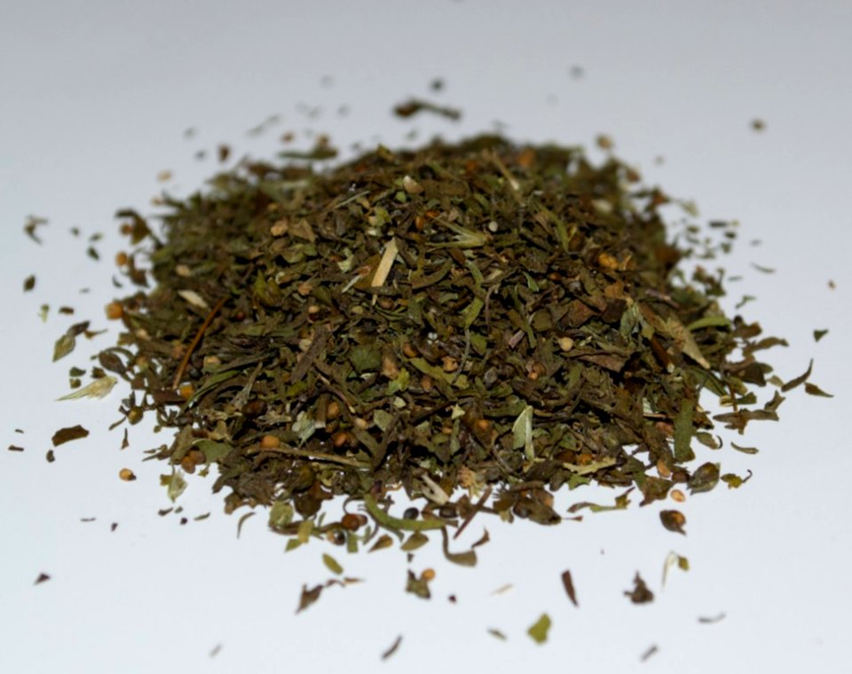 Heap-of-dried-thyme