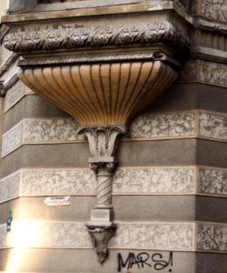 Glimpse-of-facade-and-balcony