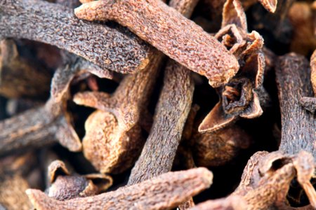 Aromatic Dried Cloves photo