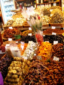 Dry-fruits-at-the-market