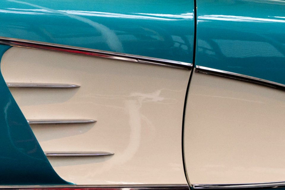 Chevrolet Corvette 1958 Side Panel Detail