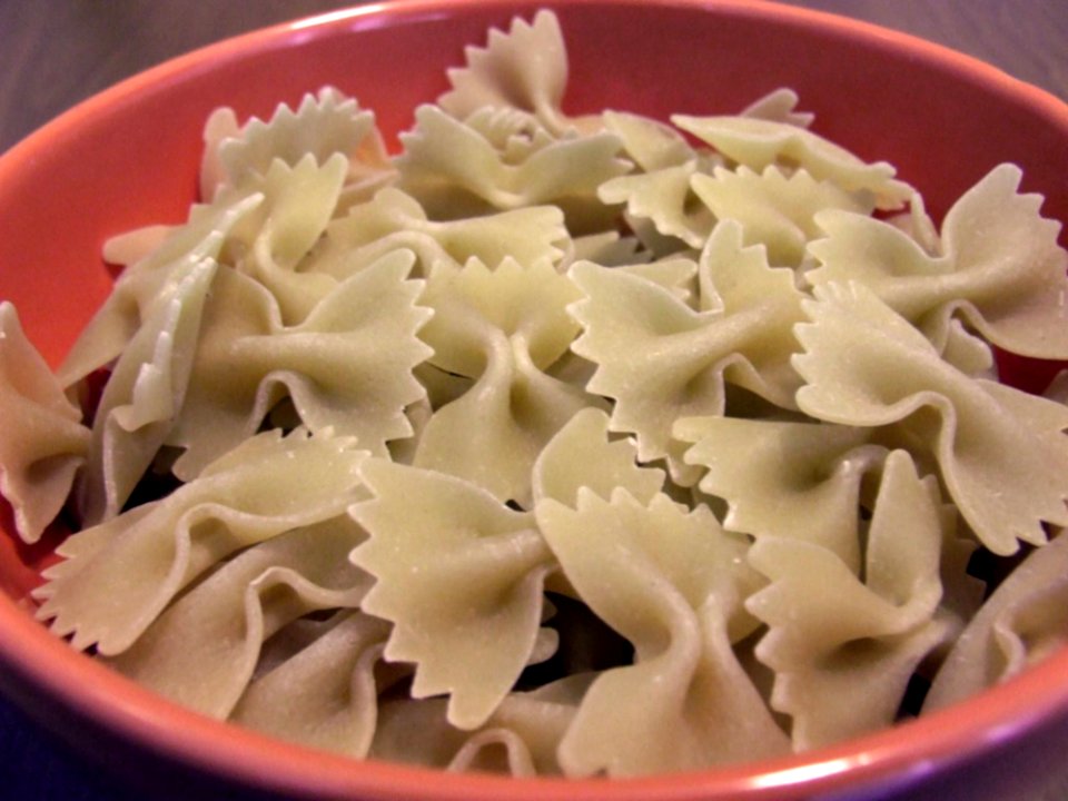 Bowl-of-farfalle-pasta