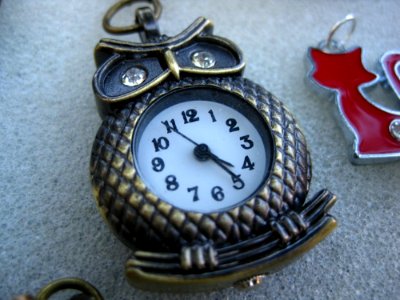 Bronze-owl-shaped-pocket-watch