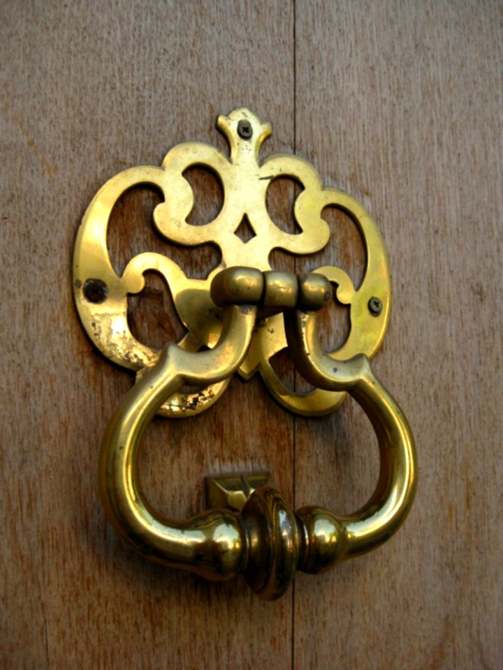 Brass-door-knocker