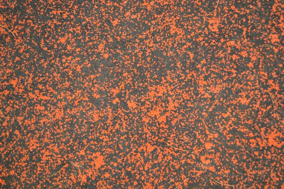 Black-and-orange-rubber-mulch