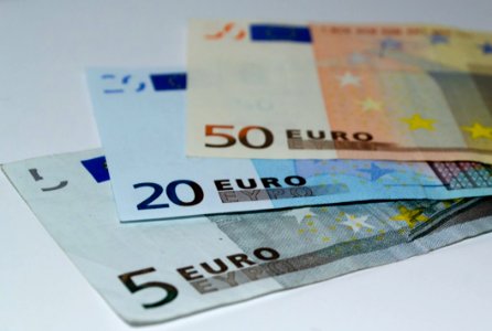 5-20-and-50-euro-banknotes