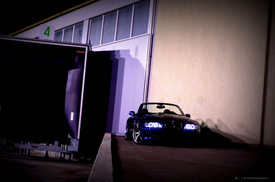 Z3 In Front Of The Wall