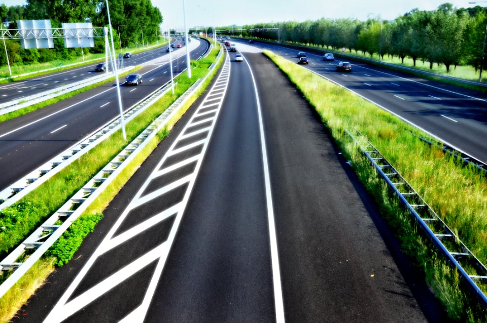 PUBLIC DOMAIN DEDICATION DIGIONBEW 7 07-06-16 HIGHWAY DSC0013