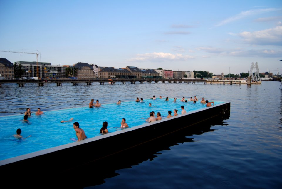 Swimming Pool In The Spree