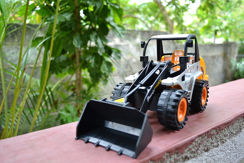 Backhoe close-up wheels
