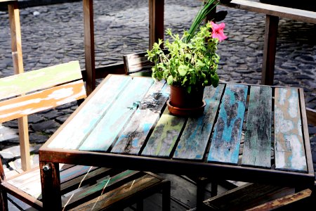 Cosy Table