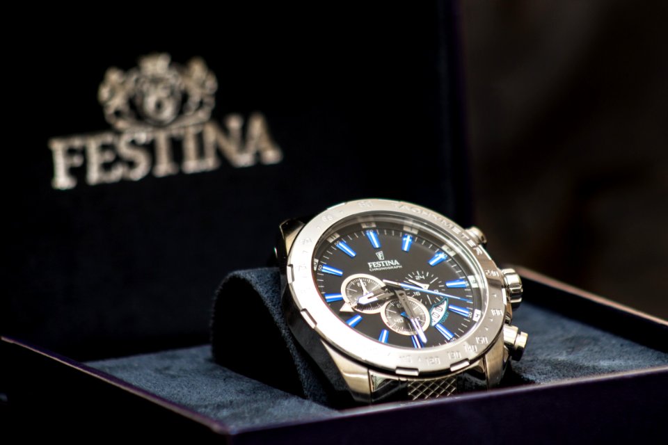 Luxury Analog Watch