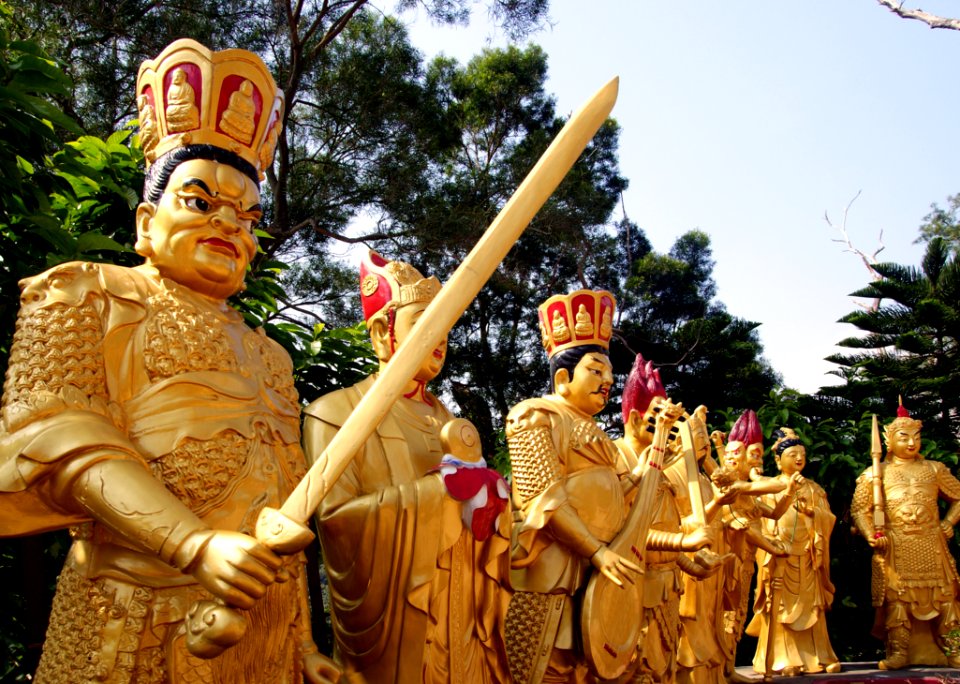 The Ten Thousand Buddhas Monastery