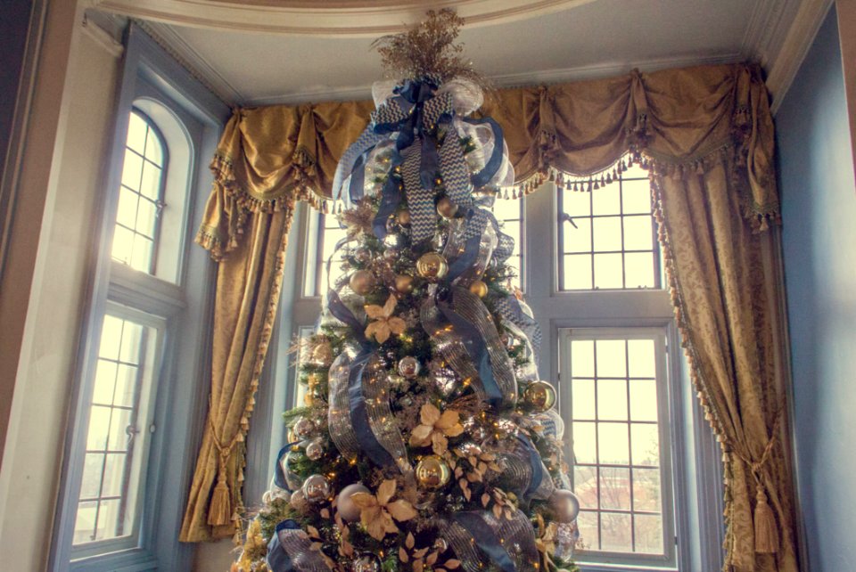 Christmas Tree Window Building Christmas Ornament