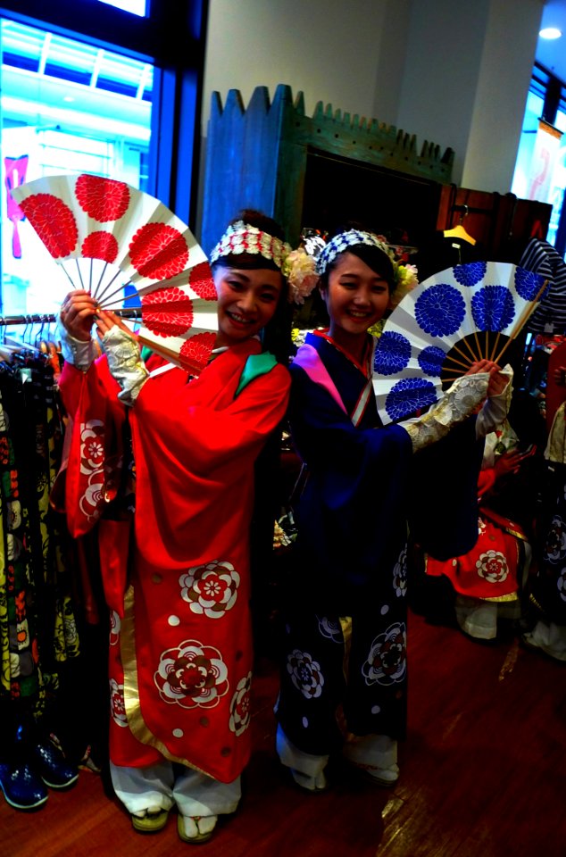 Honiya Girls In Honiya Store
